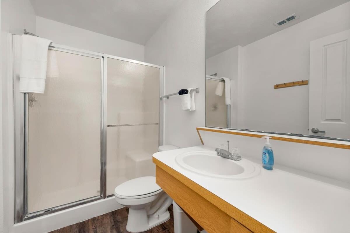 Budget Friendly Sleeps 8 Discounts Available Тампа Экстерьер фото
