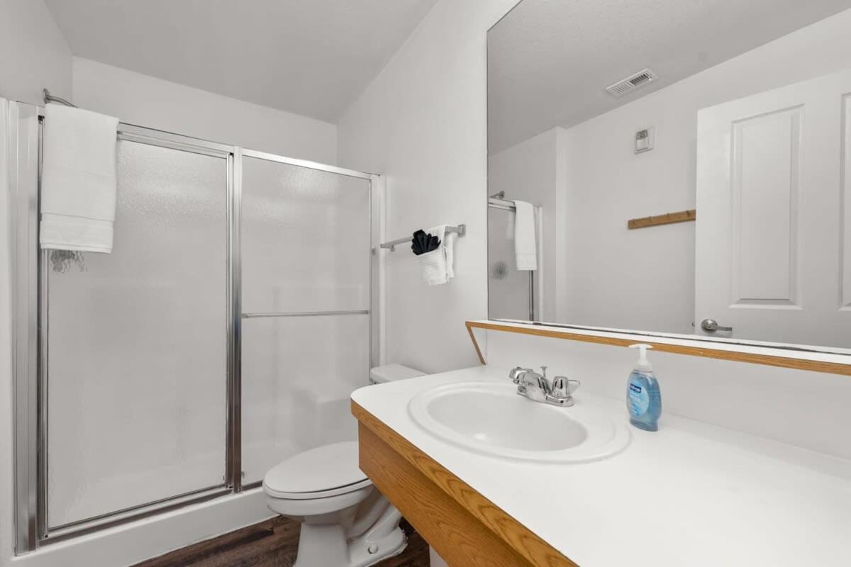 Budget Friendly Sleeps 8 Discounts Available Тампа Экстерьер фото